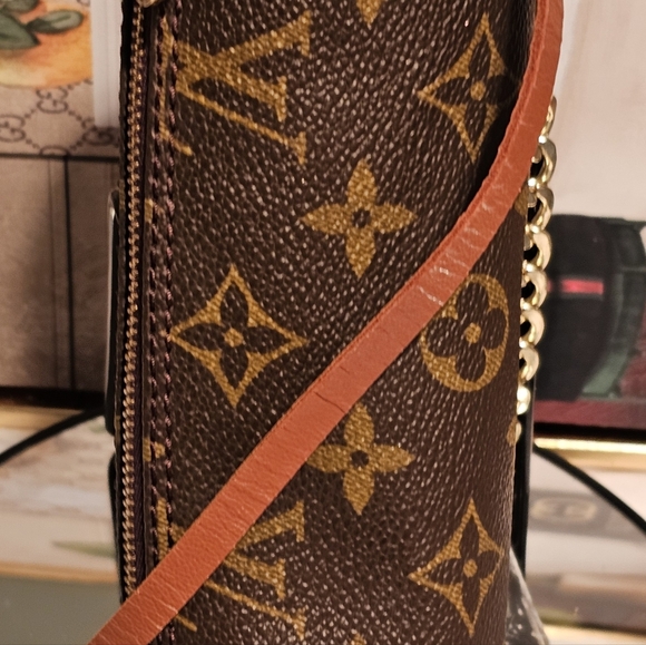 Louis Vuitton Monogram Mini Papillon Barrel Bag with COA - Picture 3 of 16